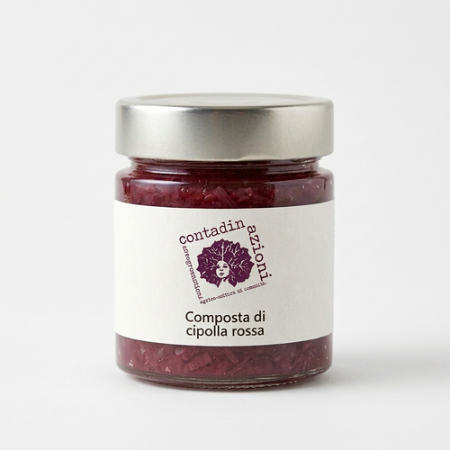 Vasetto di composta di cipolla rossa con logo Contadinazioni viola, centrato su sfondo bianco